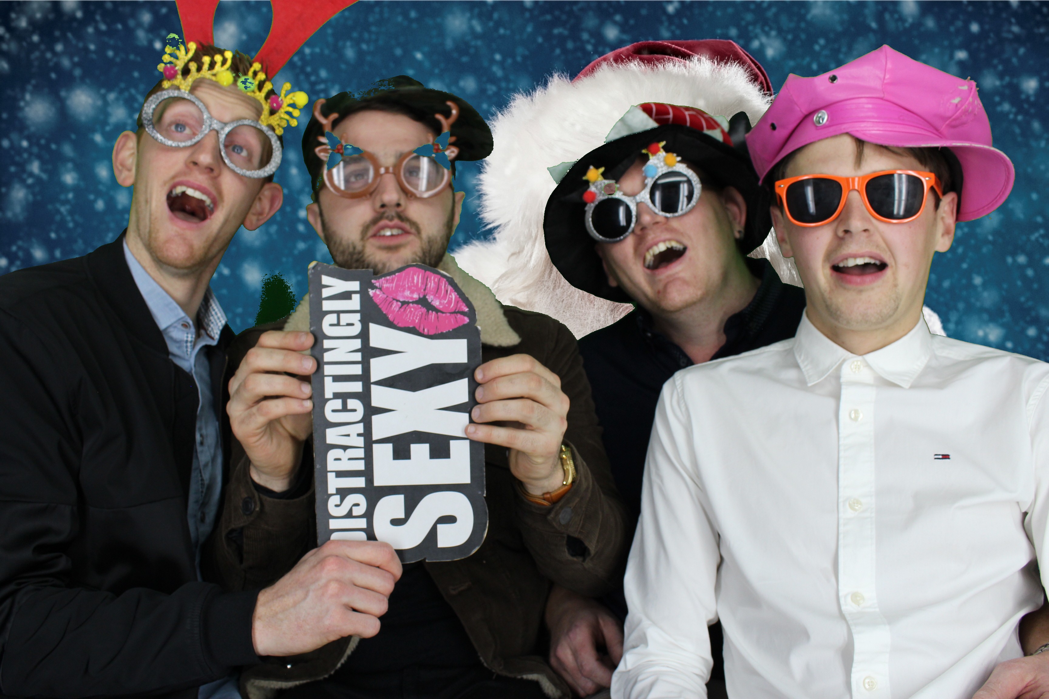 Aster Christmas Party  | View more photos from the event at gallery.myphotoboothexperience.co.uk/u/MyPhotoBoothExperienceLtd/Aster-Christmas-Party